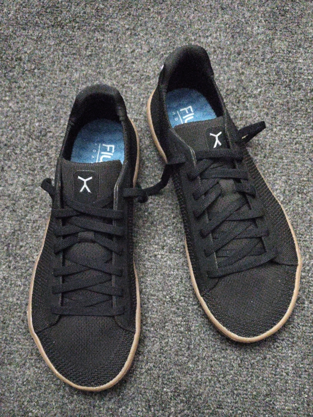 FLUX  Black Low-Top Sneakers with Gum Sole (Unisex)
